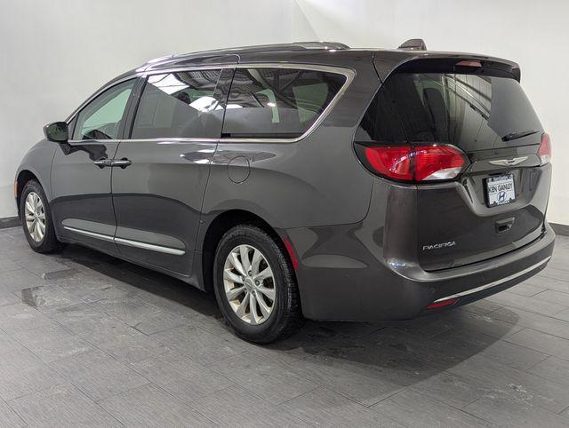 used 2018 Chrysler Pacifica car, priced at $15,786