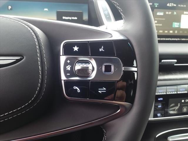 new 2025 Genesis G90 car, priced at $98,375