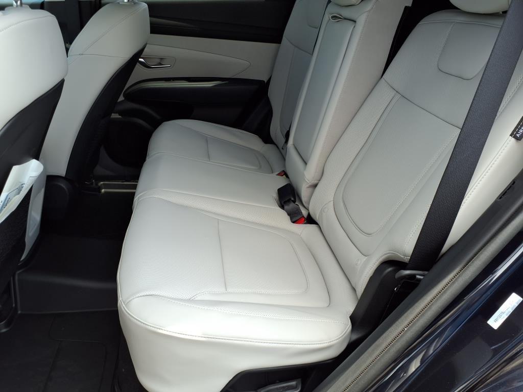 new 2025 Hyundai TUCSON Hybrid car, priced at $37,215