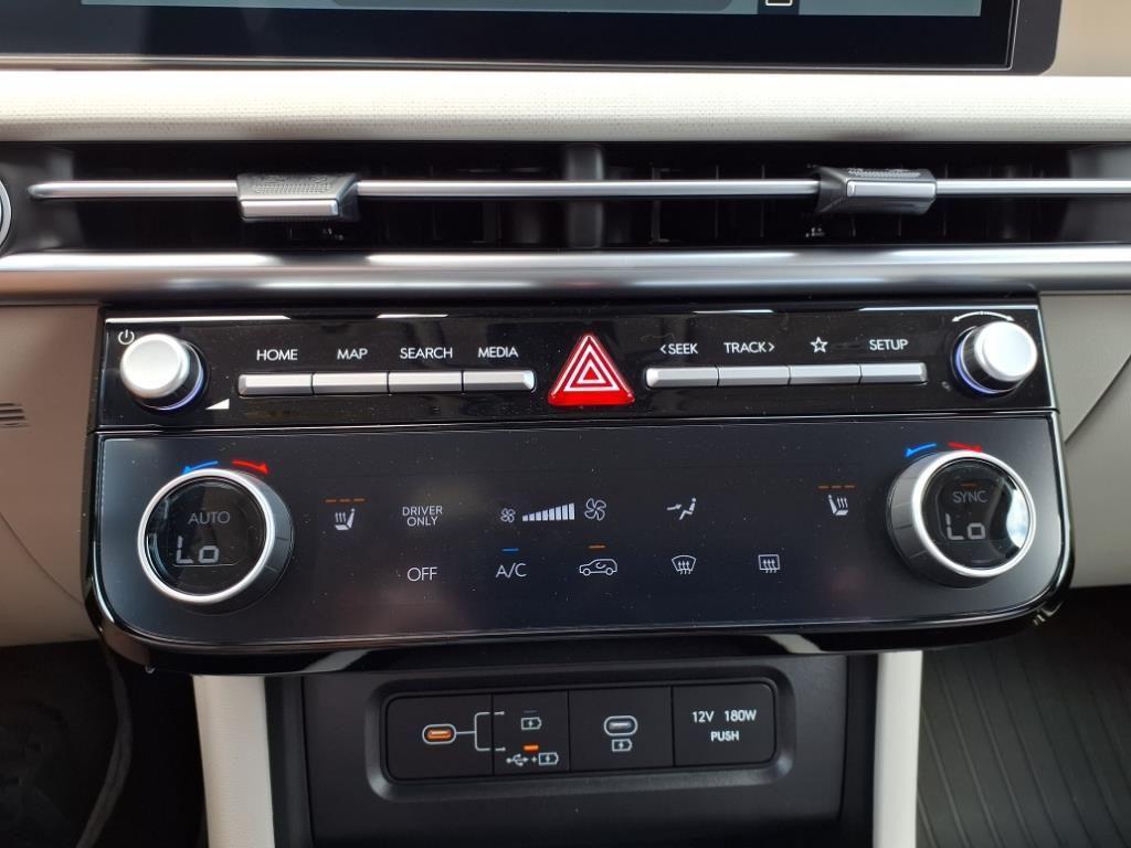 new 2025 Hyundai TUCSON Hybrid car, priced at $37,215