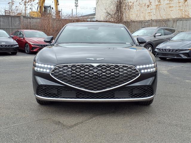 new 2025 Genesis G90 car, priced at $99,305
