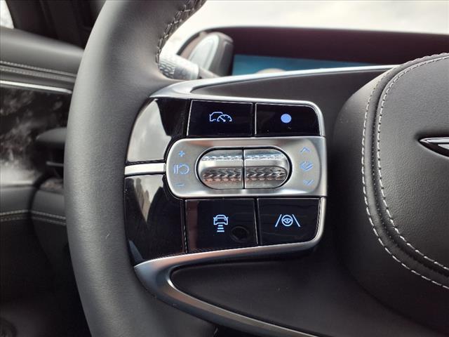 new 2025 Genesis G90 car, priced at $99,305