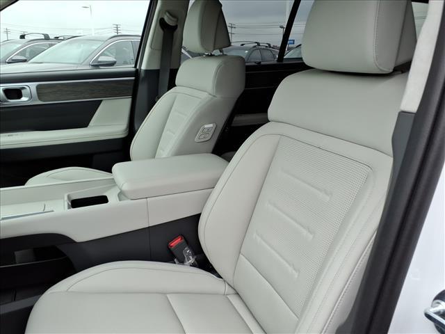 new 2025 Hyundai SANTA FE HEV car, priced at $44,340