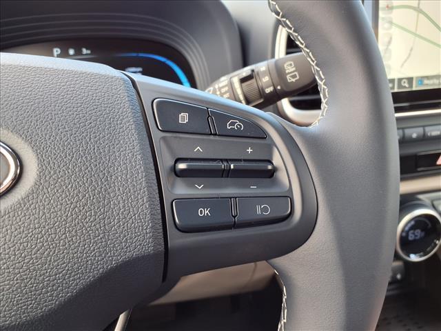 new 2025 Hyundai Venue car, priced at $24,166