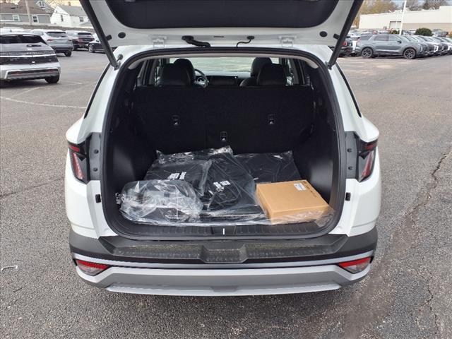 new 2025 Hyundai Tucson car, priced at $34,327
