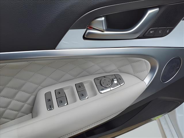 new 2025 Genesis G70 car, priced at $55,285