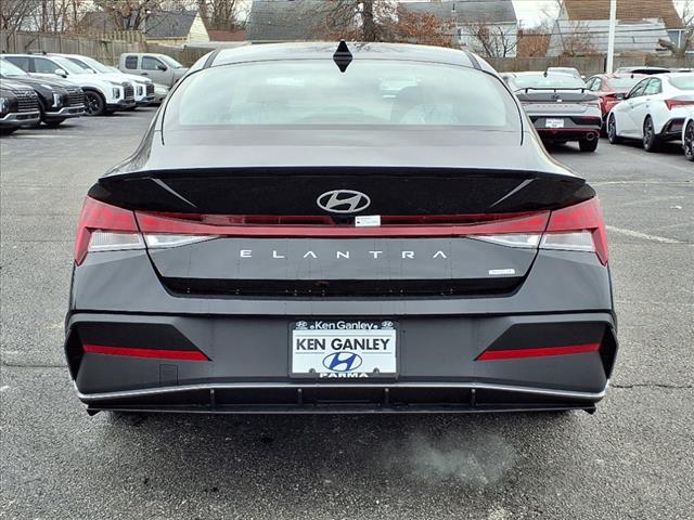 new 2025 Hyundai Elantra HEV car, priced at $28,125