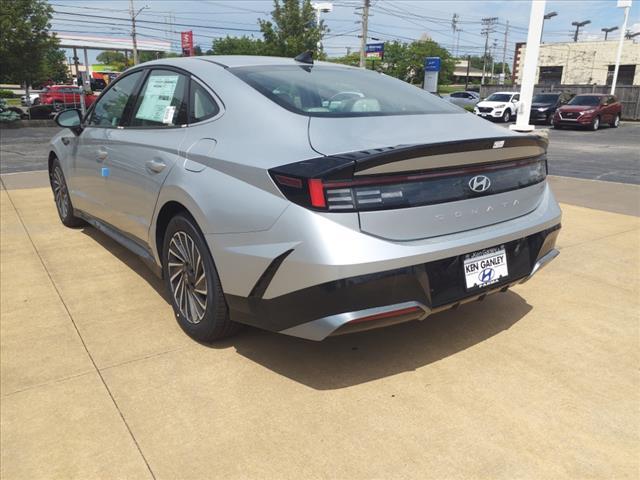 new 2024 Hyundai Sonata Hybrid car, priced at $32,520