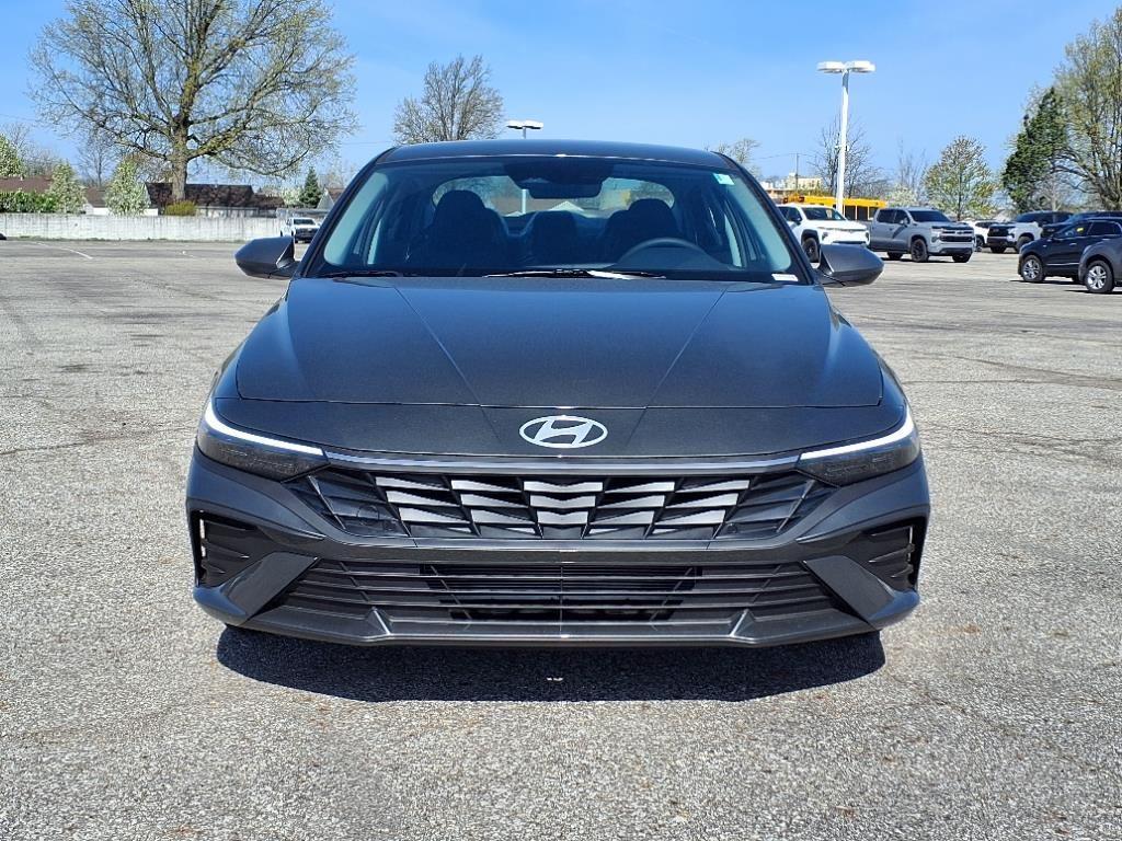 new 2025 Hyundai Elantra car, priced at $22,235