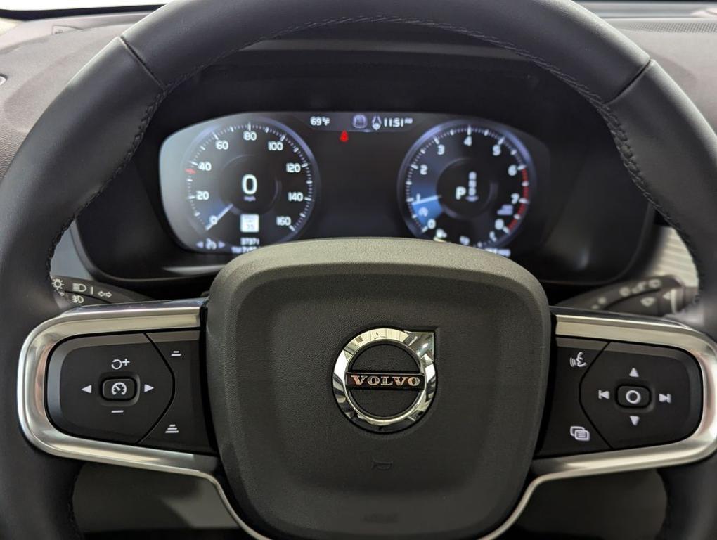 used 2022 Volvo XC40 car, priced at $29,569
