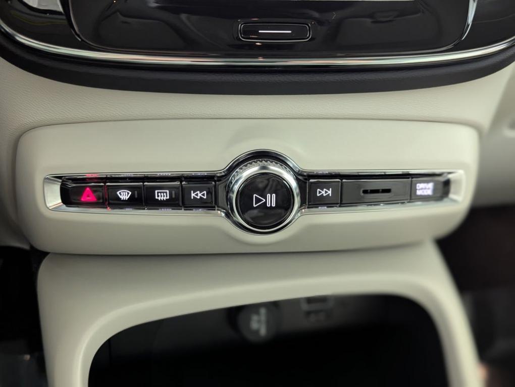used 2022 Volvo XC40 car, priced at $29,569