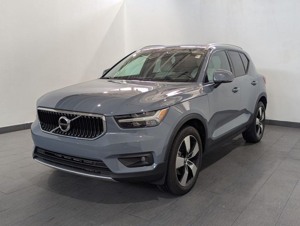 used 2022 Volvo XC40 car, priced at $29,569