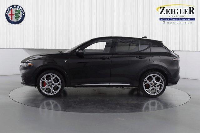 new 2024 Alfa Romeo Tonale car, priced at $53,985