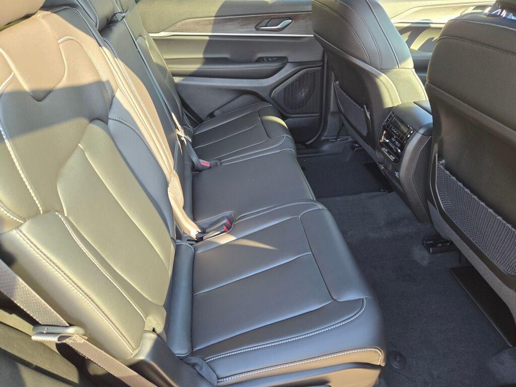 new 2025 Jeep Grand Cherokee L car, priced at $50,500