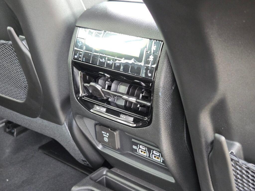 new 2025 Jeep Grand Cherokee L car, priced at $52,530