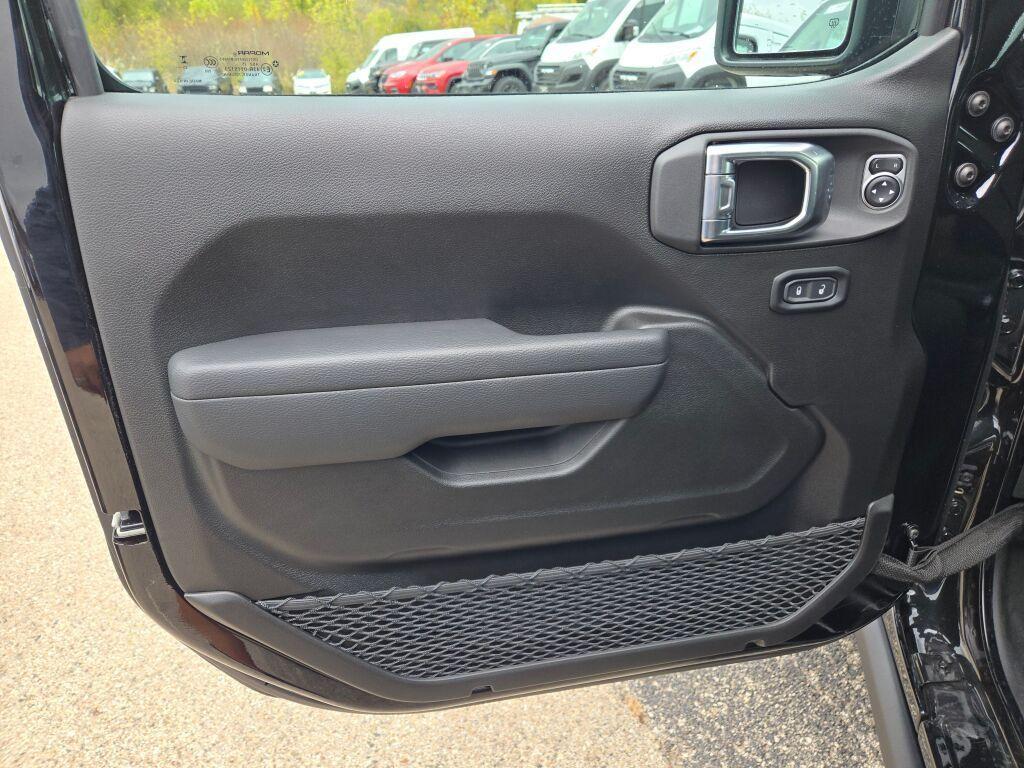 new 2026 Jeep Wrangler car, priced at $52,500