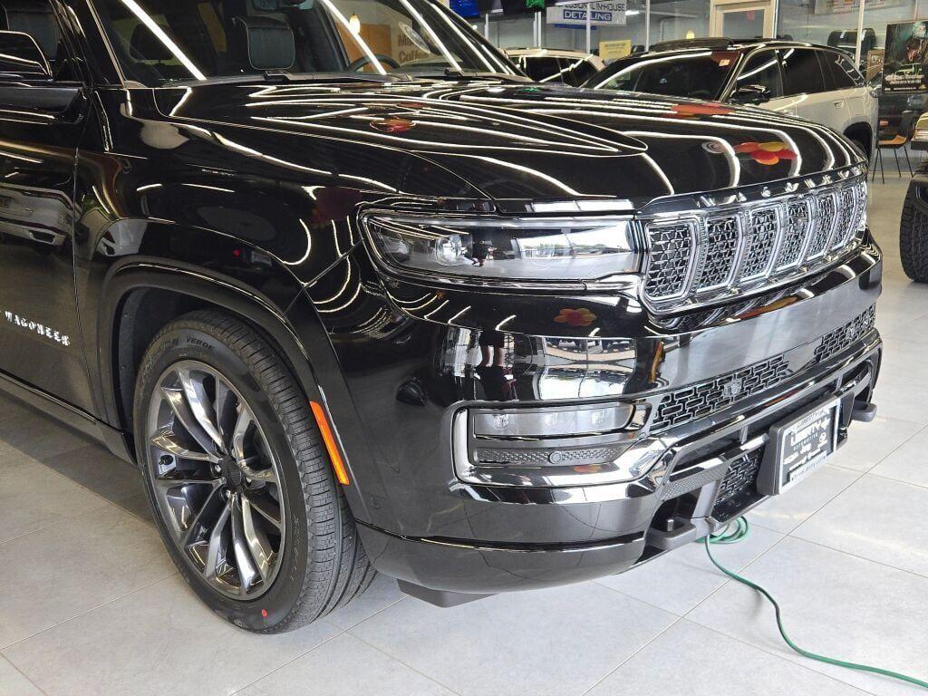 new 2025 Jeep Grand Wagoneer car, priced at $107,421