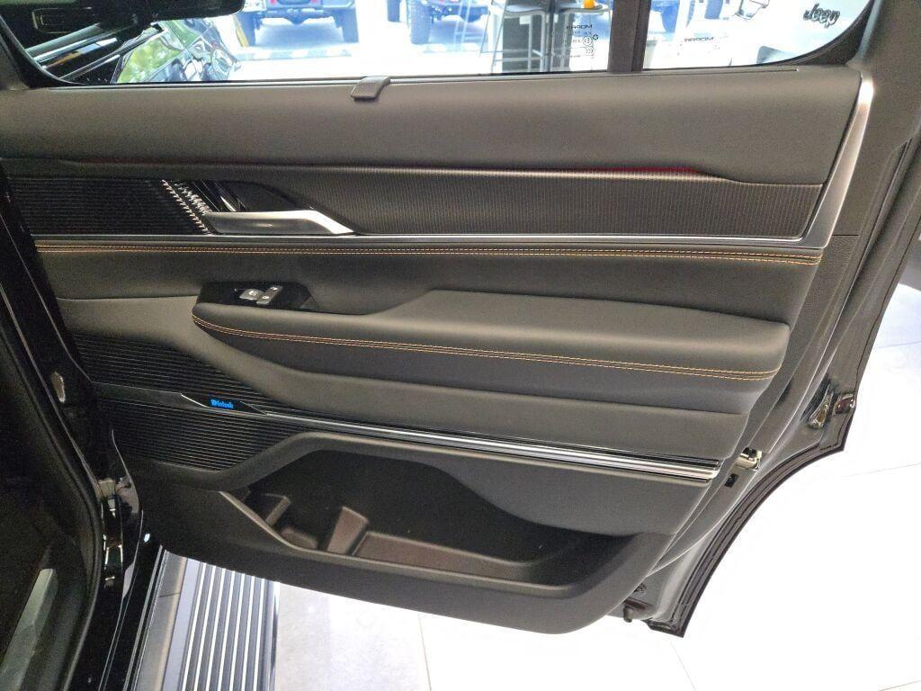 new 2025 Jeep Grand Wagoneer car, priced at $107,421