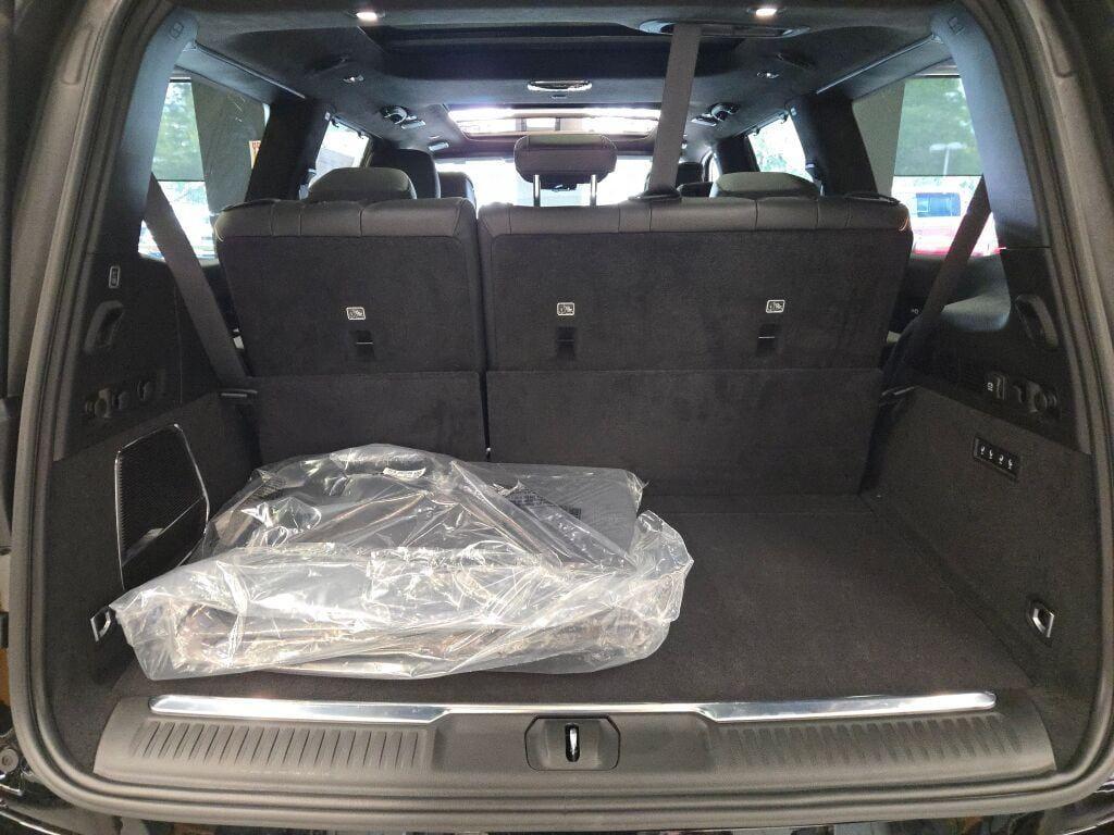 new 2025 Jeep Grand Wagoneer car, priced at $107,421