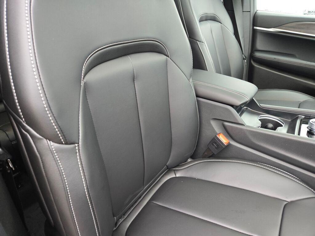 new 2025 Jeep Grand Cherokee L car, priced at $50,040