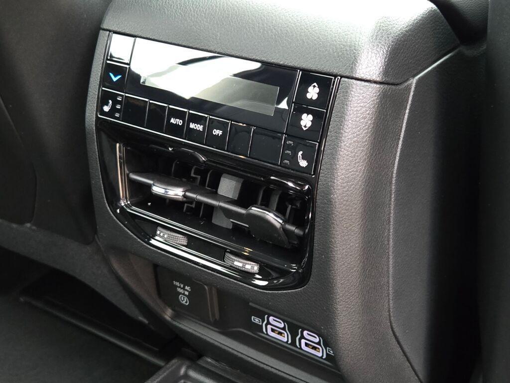 new 2025 Jeep Grand Cherokee L car, priced at $50,040