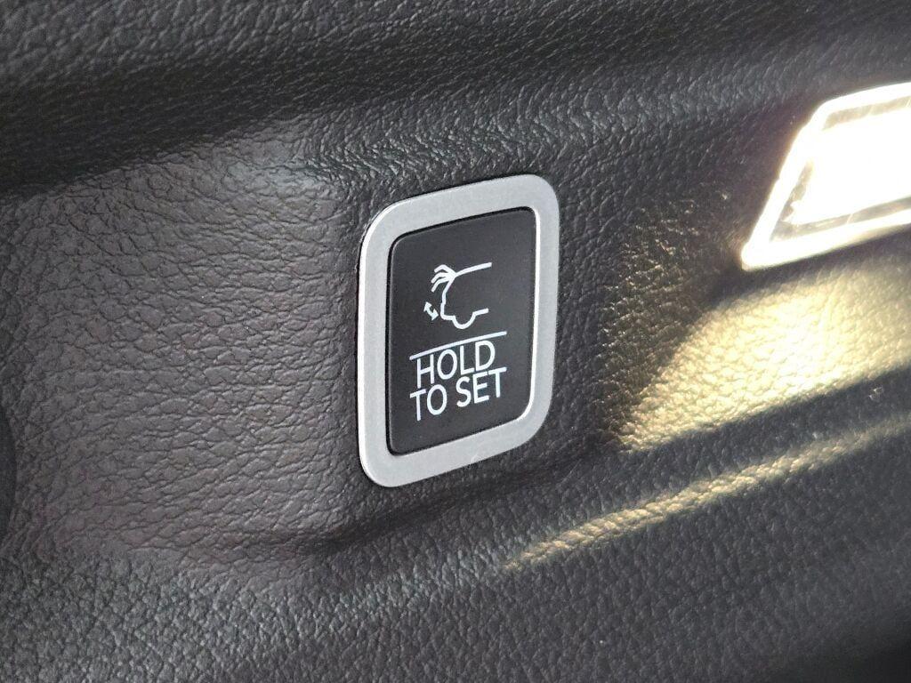 new 2025 Jeep Grand Cherokee L car, priced at $50,040