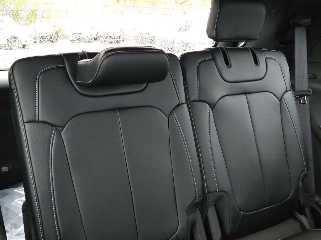 new 2025 Jeep Grand Cherokee L car, priced at $50,040