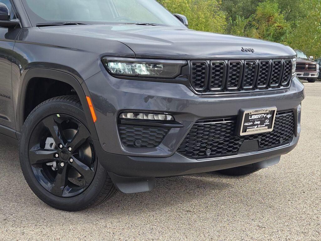 new 2025 Jeep Grand Cherokee car, priced at $50,768