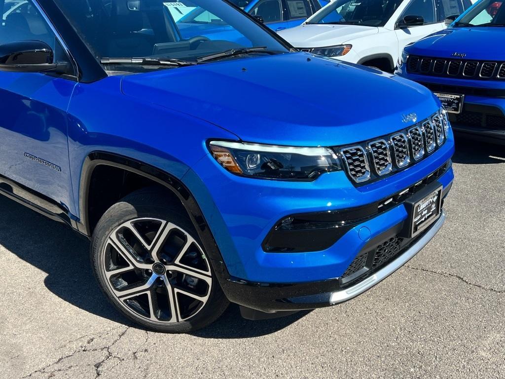 new 2025 Jeep Compass car, priced at $41,385