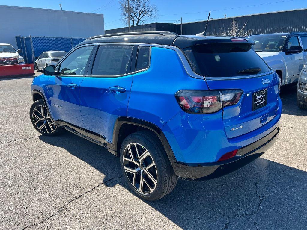new 2025 Jeep Compass car, priced at $41,385
