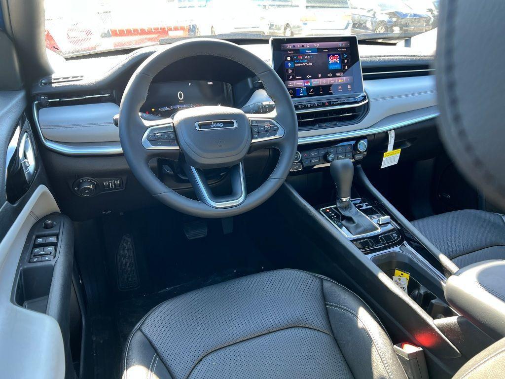 new 2025 Jeep Compass car, priced at $41,385