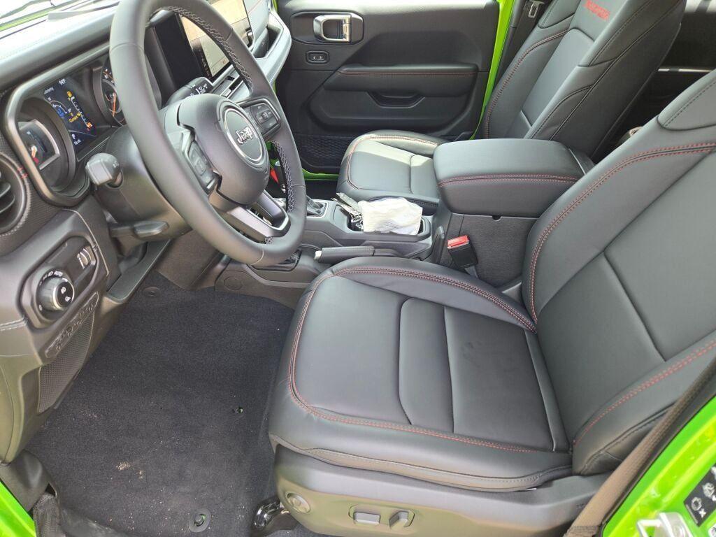 new 2025 Jeep Gladiator car, priced at $54,415