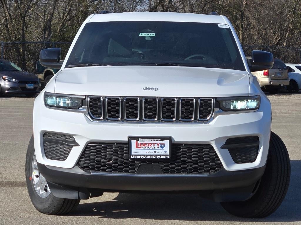 new 2025 Jeep Grand Cherokee car, priced at $40,830