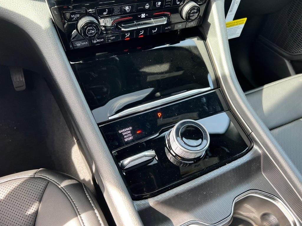 new 2025 Jeep Grand Cherokee car, priced at $58,330