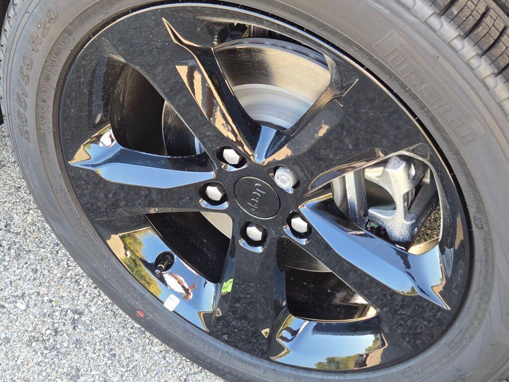 new 2025 Jeep Grand Cherokee L car, priced at $51,037