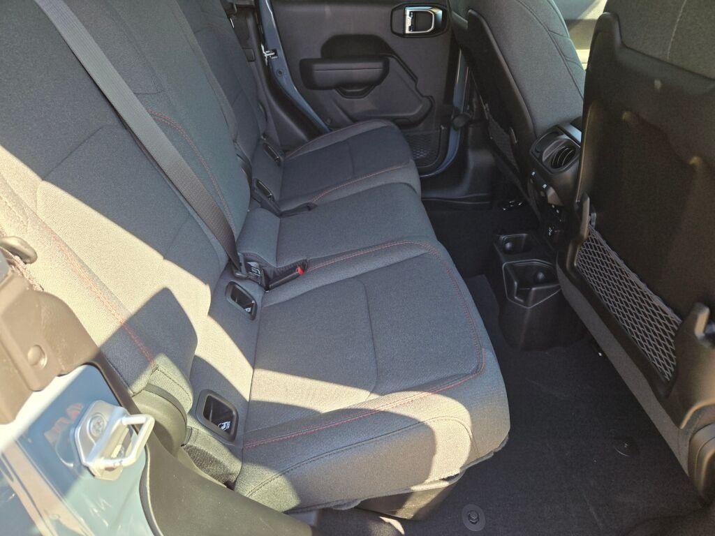 new 2025 Jeep Gladiator car, priced at $48,612