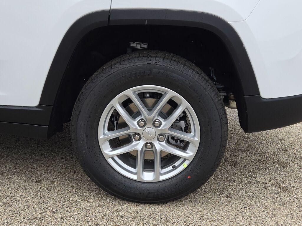 new 2025 Jeep Grand Cherokee car, priced at $35,312