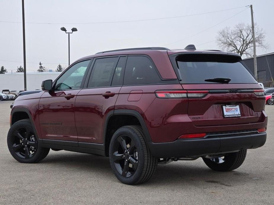 new 2025 Jeep Grand Cherokee car, priced at $49,170