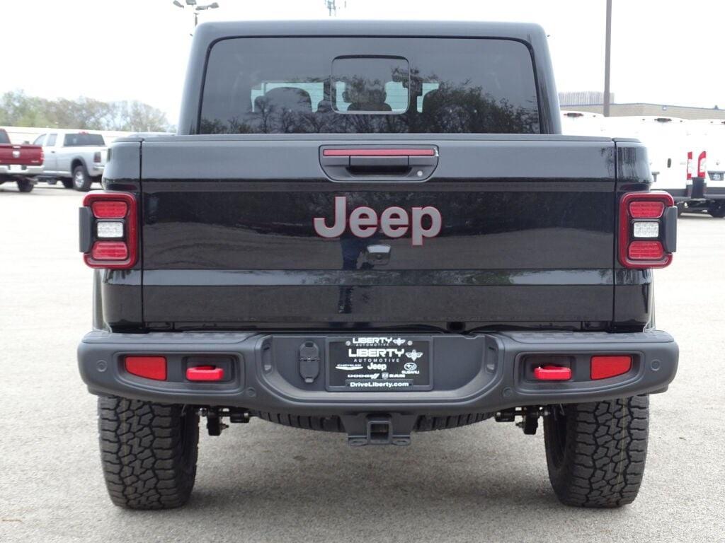 new 2025 Jeep Gladiator car, priced at $64,415