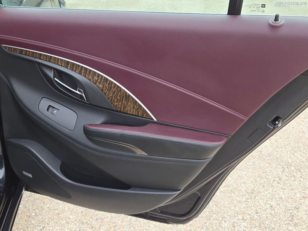 used 2014 Buick LaCrosse car, priced at $10,940