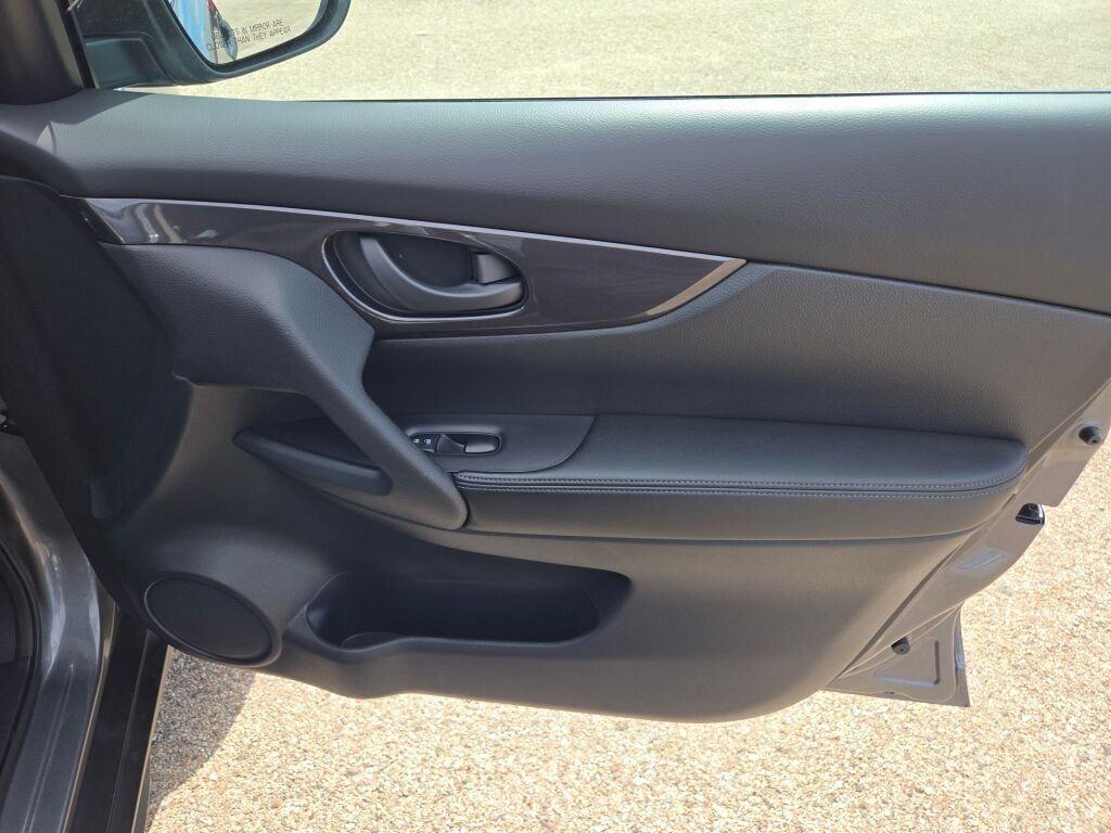 used 2020 Nissan Rogue car, priced at $18,970