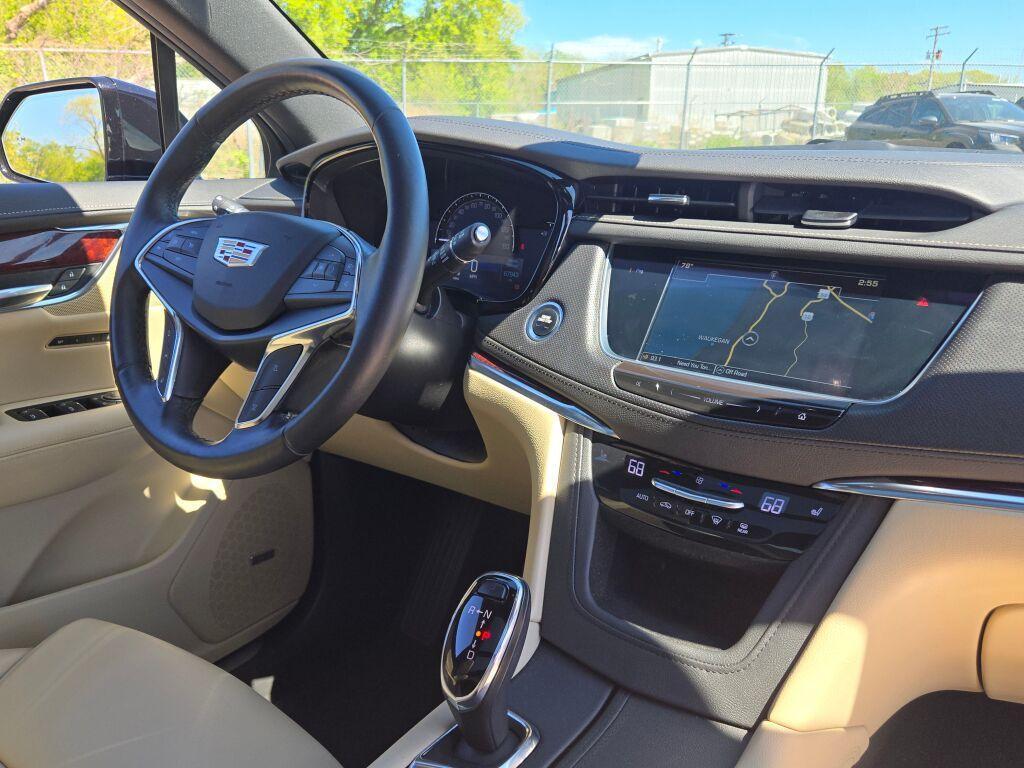 used 2019 Cadillac XT5 car, priced at $20,956