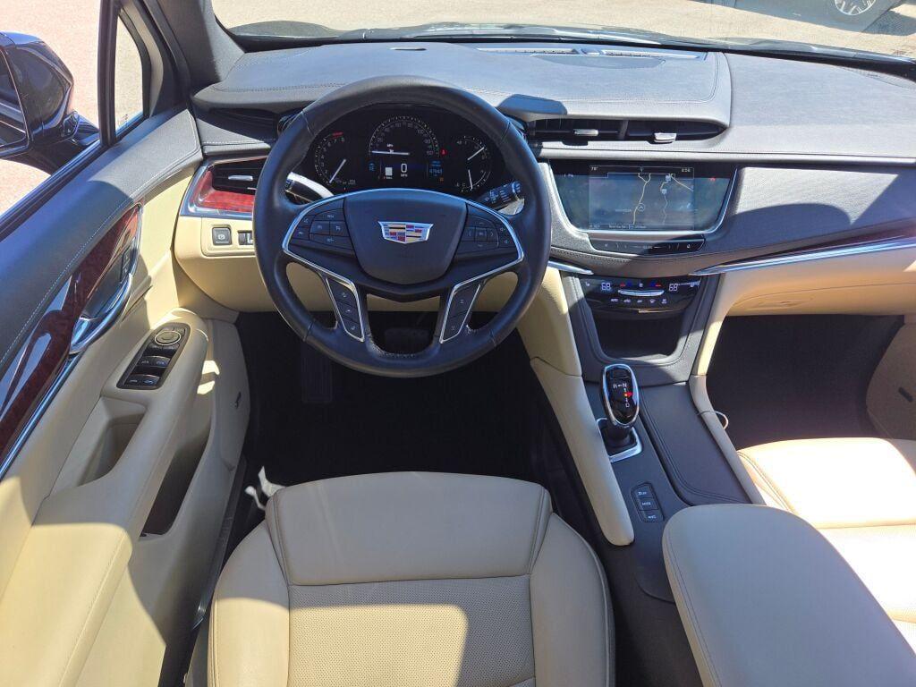 used 2019 Cadillac XT5 car, priced at $20,956