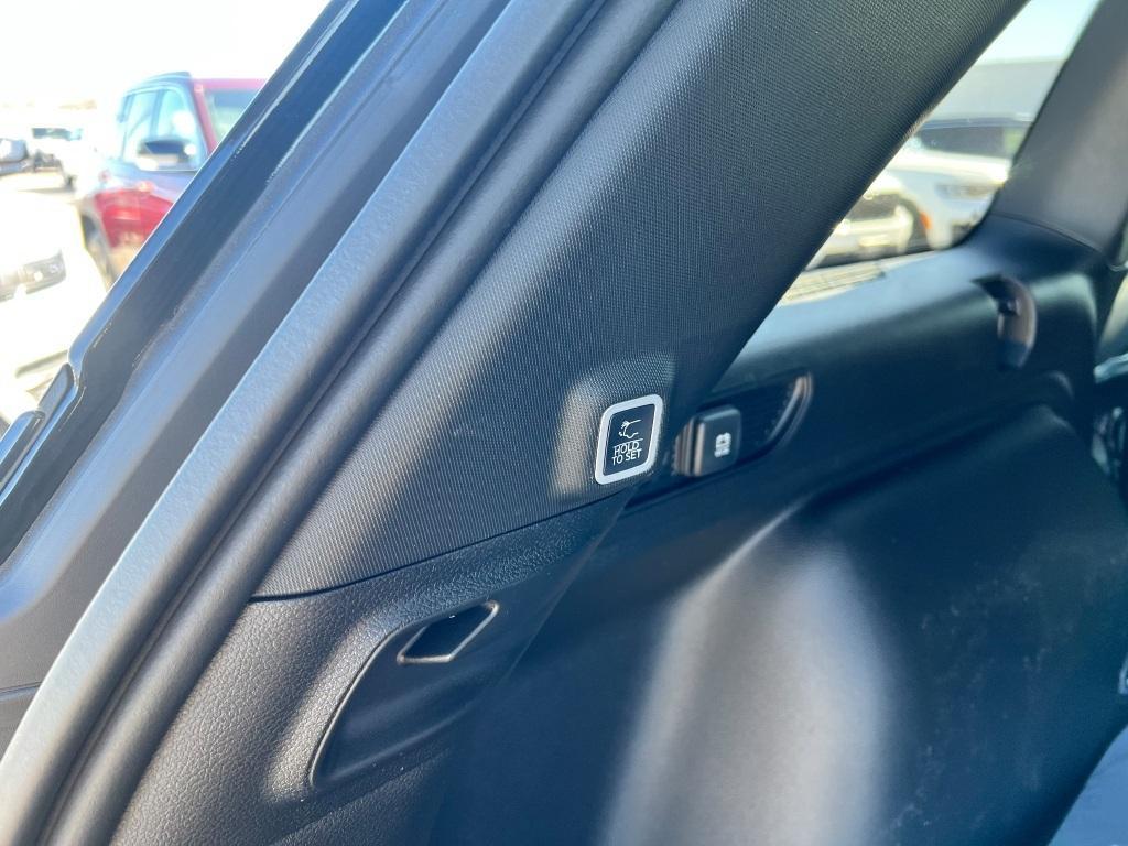 new 2025 Jeep Grand Cherokee car, priced at $58,130