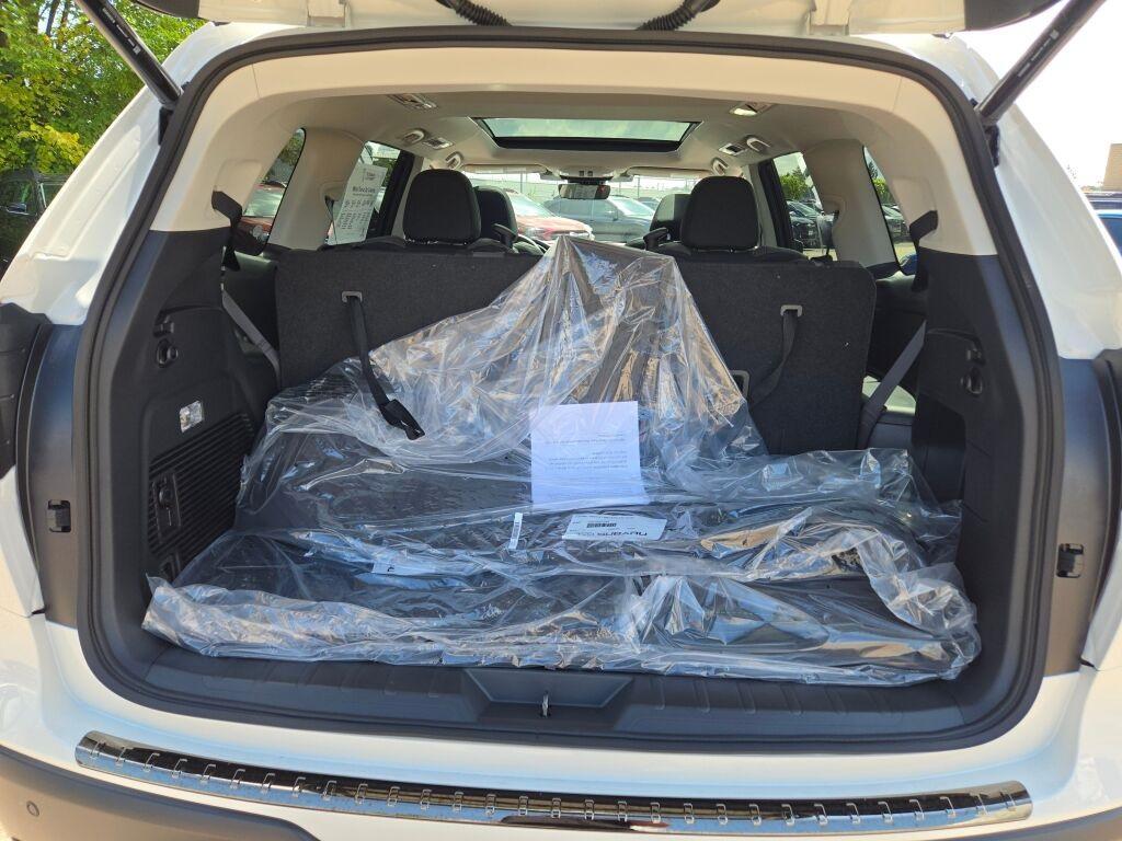 used 2024 Subaru Ascent car, priced at $38,995