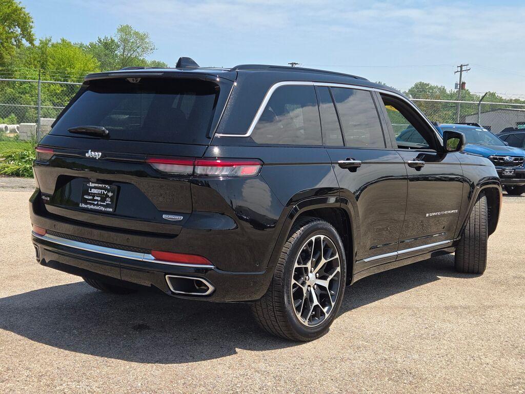 used 2025 Jeep Grand Cherokee car, priced at $57,804