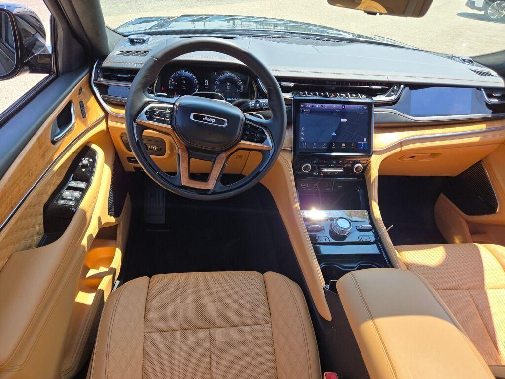 used 2025 Jeep Grand Cherokee car, priced at $57,804