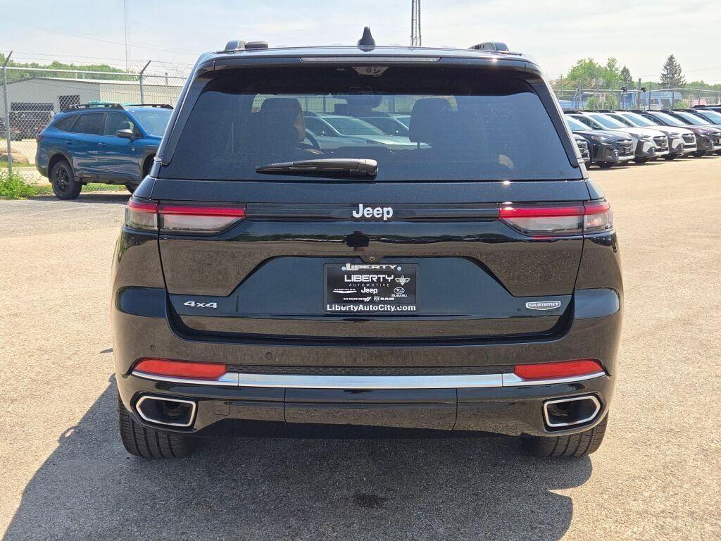 used 2025 Jeep Grand Cherokee car, priced at $57,804