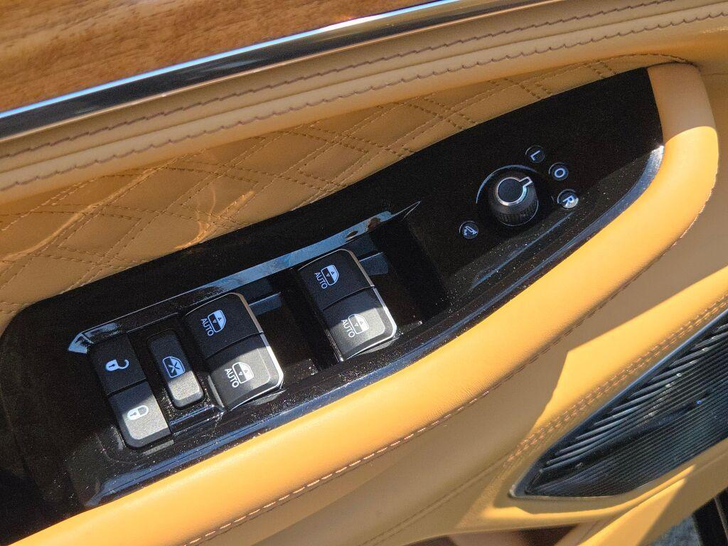 used 2025 Jeep Grand Cherokee car, priced at $57,804