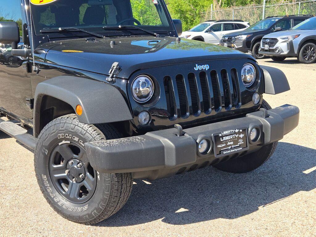 used 2016 Jeep Wrangler Unlimited car, priced at $17,907